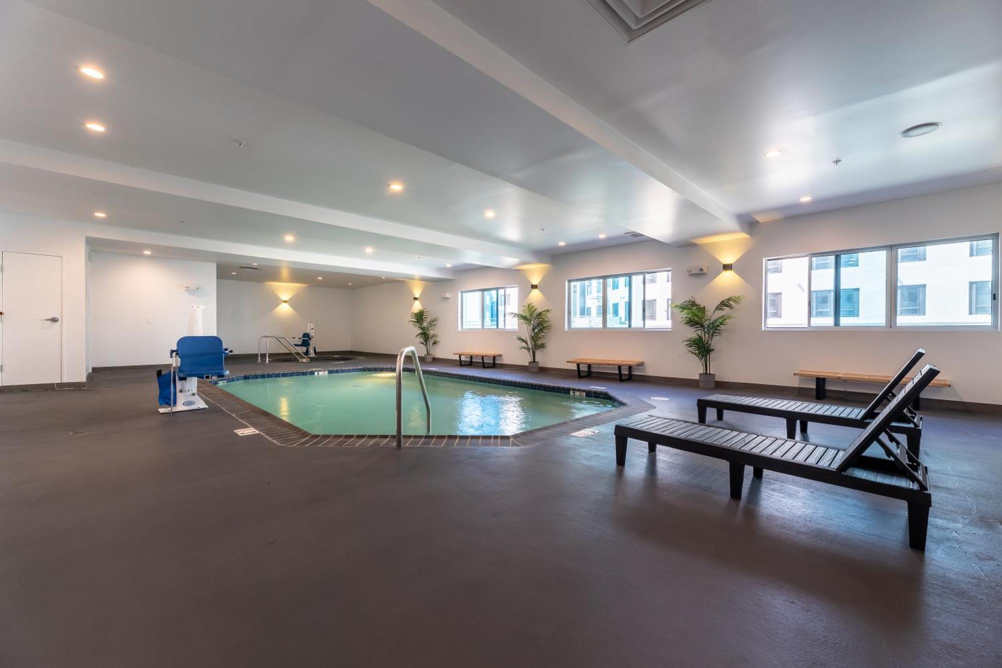 Hotel Mai Downtown 长滩 外观 照片